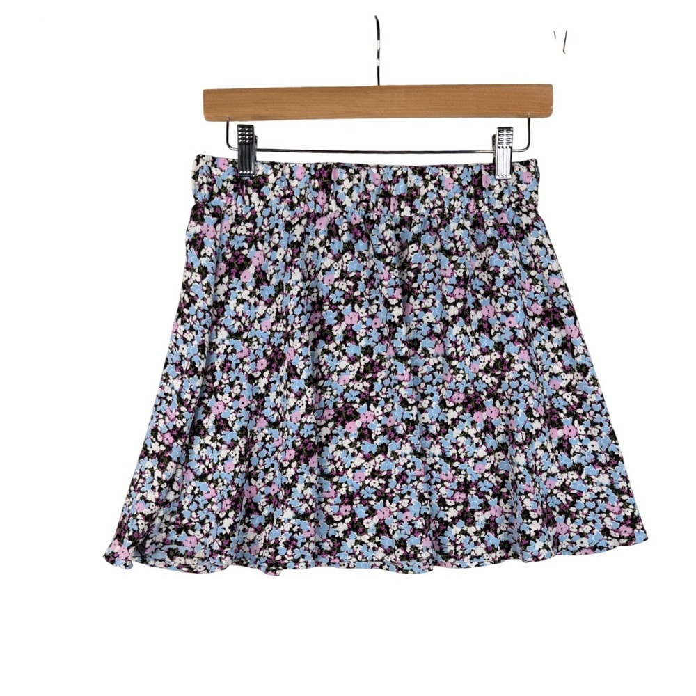 Vero Moda‎ Floral Print Mini Skirt size Small Black/Blue/Multicolor